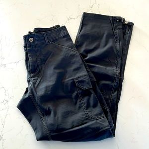 Kuhl hike/trek pants with zip off legs 32x34